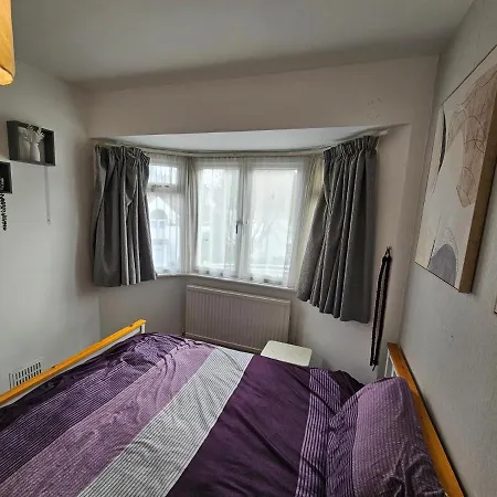 Large 4 Bedrooms Golders Green London Exterior photo