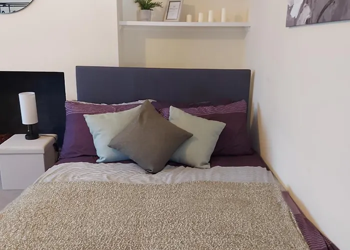 Large 4 Bedrooms Golders Green