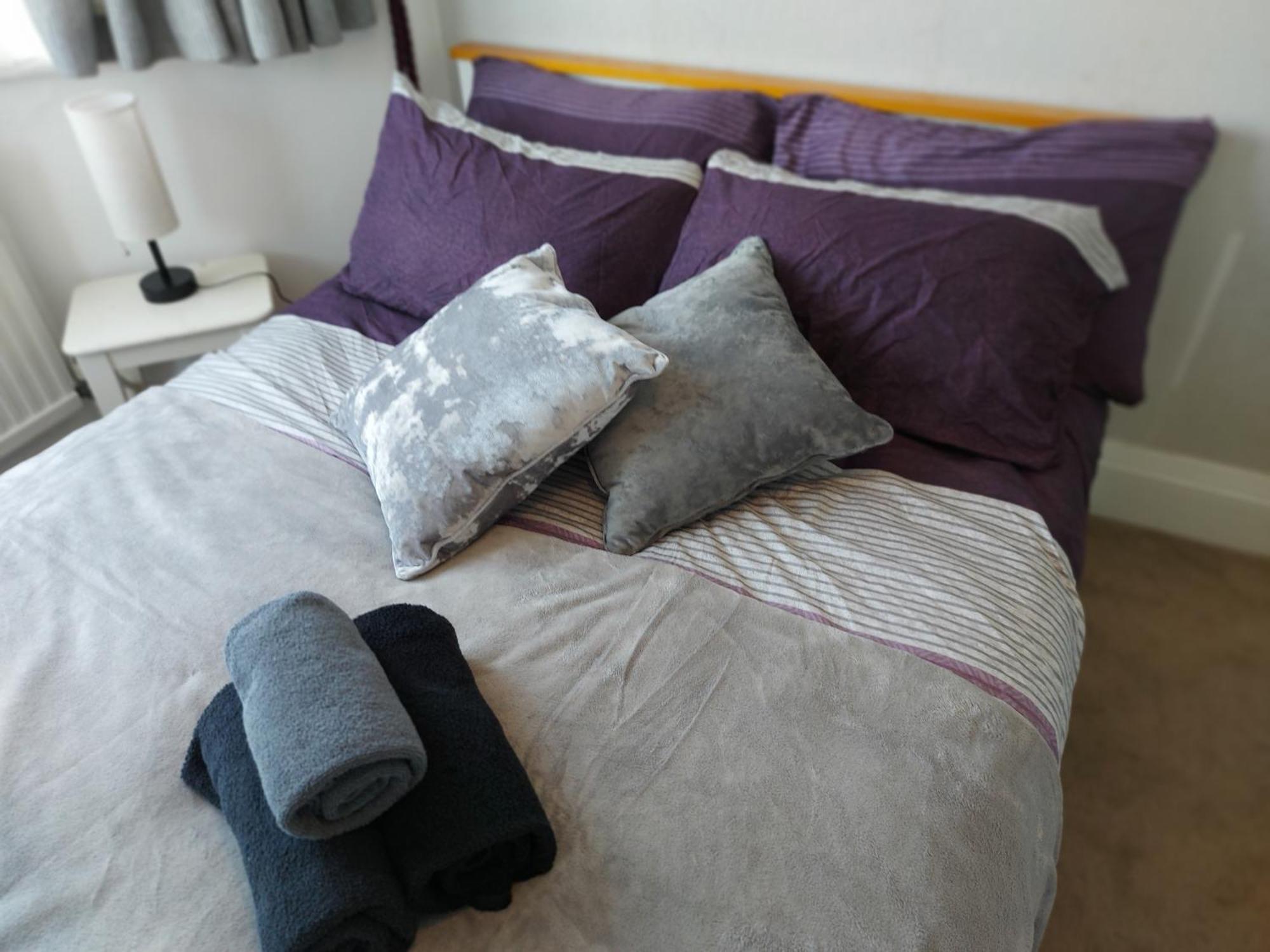 Apartment Large 4 Bedrooms Golders London